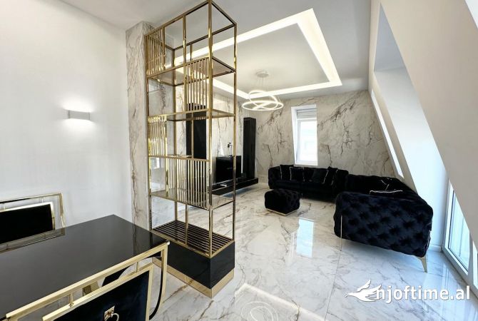 Shtepi me qera 2+1 ne Tirane - 1,800 Euro