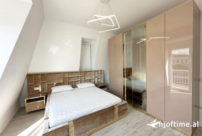 Shtepi me qera 2+1 ne Tirane - 1,800 Euro