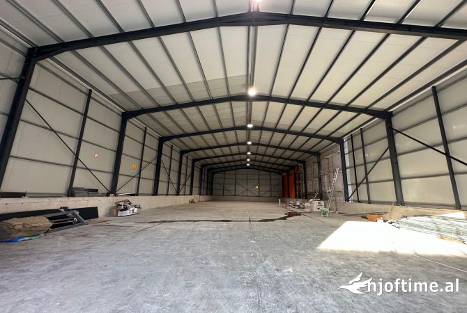 Ambient biznesi me qera 4+1 ne Tirane - 4,000 Euro