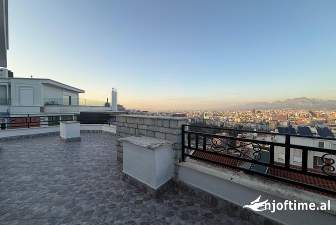 Shtepi ne shitje Apartament ne Tirane, 2+1, Mobilimi E mobiluar, Pagesa 229,000  Euro.
