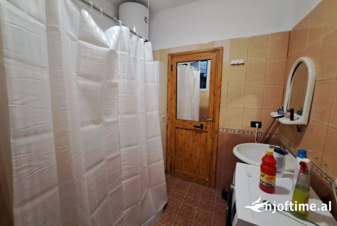 Shtepi me qera 1+1 ne Tirane - 550 Euro