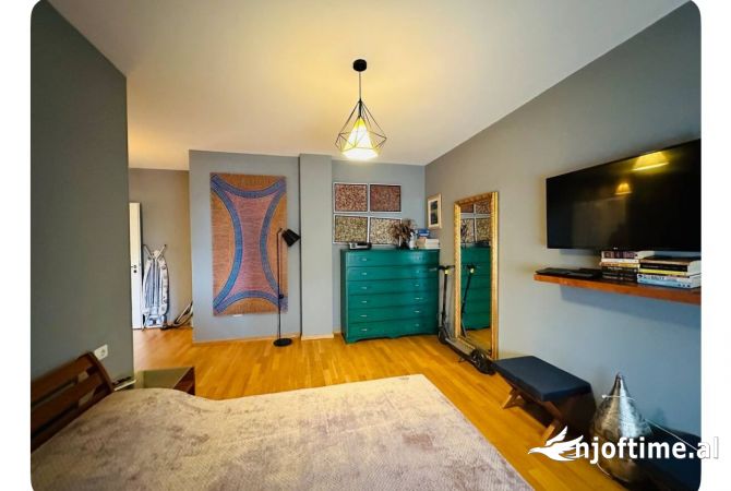Shtepi ne shitje 2+1 ne Tirane - 420,000 Euro