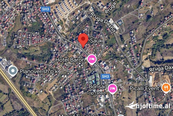 Truall ose Toke ne Tirane - 9,800,000 Leke