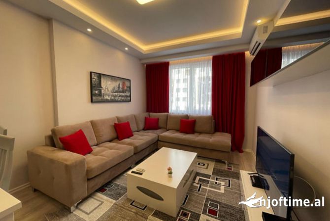 Shtepi me qera 2+1 ne Tirane - 600 Euro