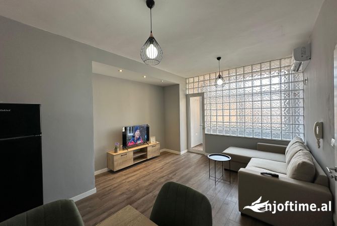 Shtepi me qera 1+1 ne Tirane - 800 Euro