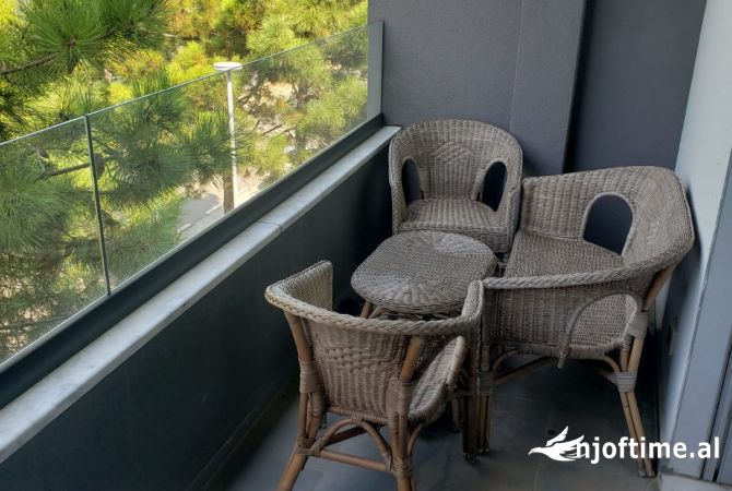 Shtepi ne shitje Apartament ne Durres, 2+1, Mobilimi E mobiluar, Pagesa 230,000  Euro.