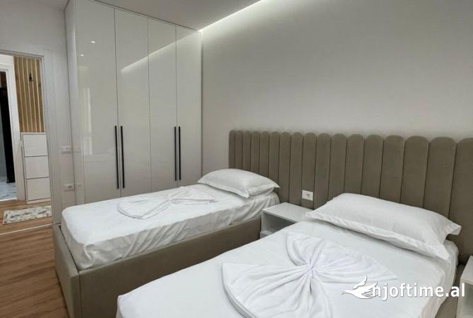 Shtepi ne shitje 2+1 ne Tirane - 210,000 Euro