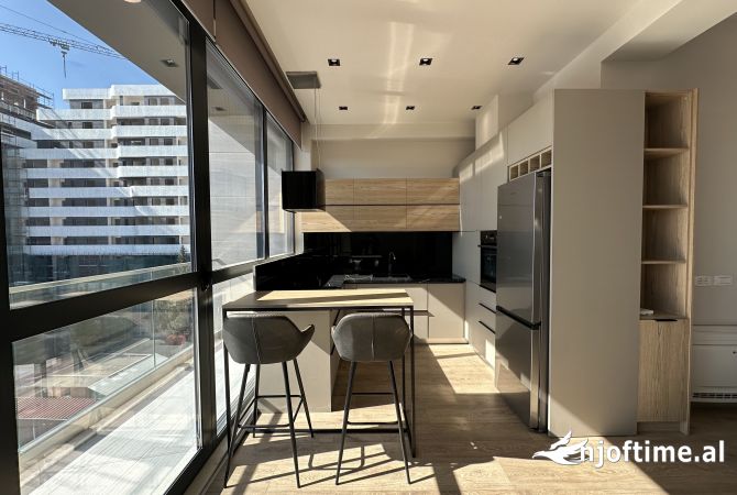 Shtepi me qera 2+1 ne Tirane - 1,200 Euro