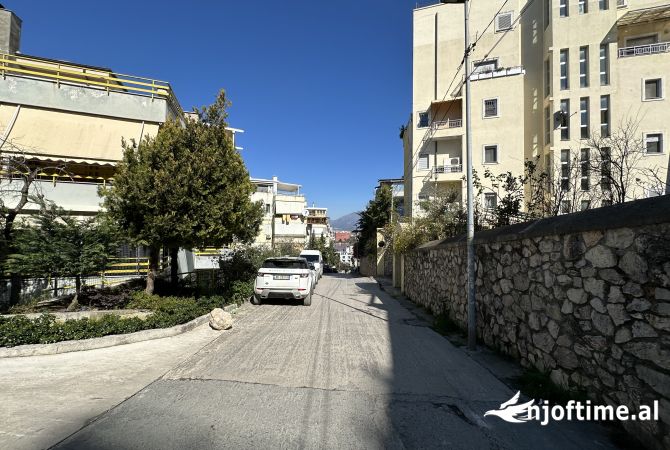 Shtepi ne shitje 2+1 ne Tirane - 230,000 Euro