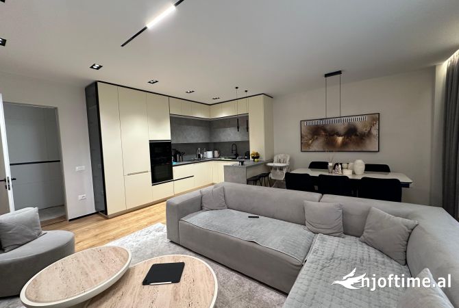 Shtepi ne shitje 2+1 ne Tirane - 350,000 Euro