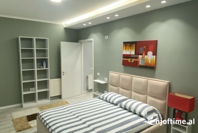Shtepi me qera Apartament ne Tirane, 1+1, Mobilimi E mobiluar, Pagesa 600  Euro.