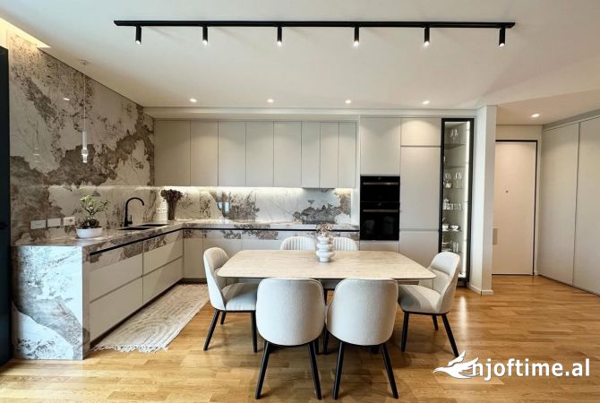 Shtepi ne shitje 3+1 ne Tirane - 451,000 Euro
