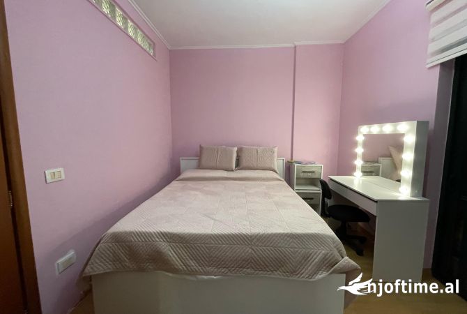 Shtepi me qera 2+1 ne Tirane - 850 Euro
