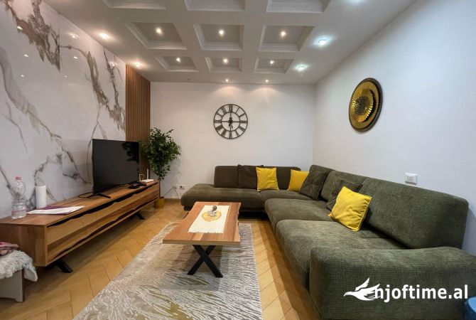 Shtepi me qera 2+1 ne Tirane - 850 Euro