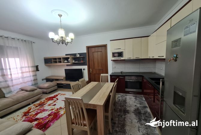 Shtepi me qera 2+1 ne Tirane - 50,000 Leke
