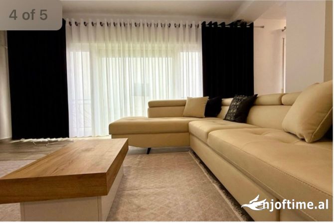 Shtepi me qera 3+1 ne Tirane - 1,200 Euro