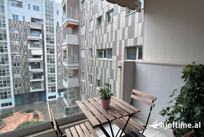 Shtepi me qera Apartament ne Tirane, 1+1, Mobilimi E mobiluar, Pagesa 900  Euro.