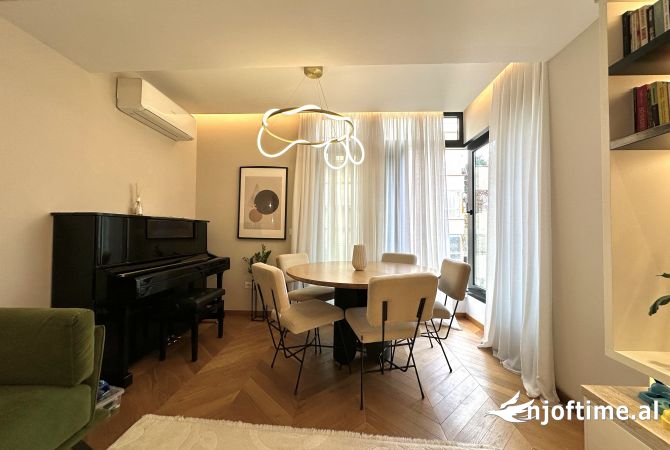 Casa in vendita 2+1 a Tirana - 395,000 Euro