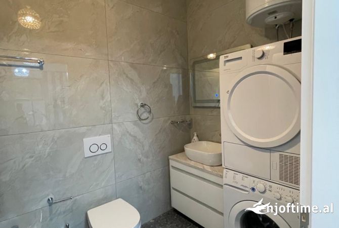 Shtepi ne shitje Apartament ne Tirane, 1+1, Mobilimi E mobiluar, Pagesa 130,000  Euro.