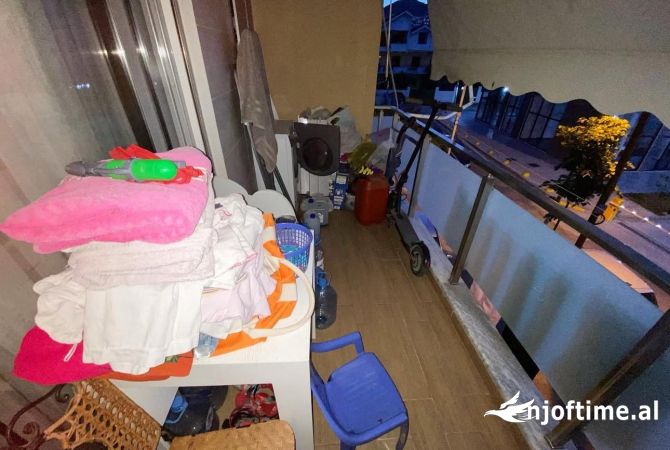 Shtepi me qera Apartament ne Tirane, 2+1, Mobilimi E mobiluar, Pagesa 780  Euro.