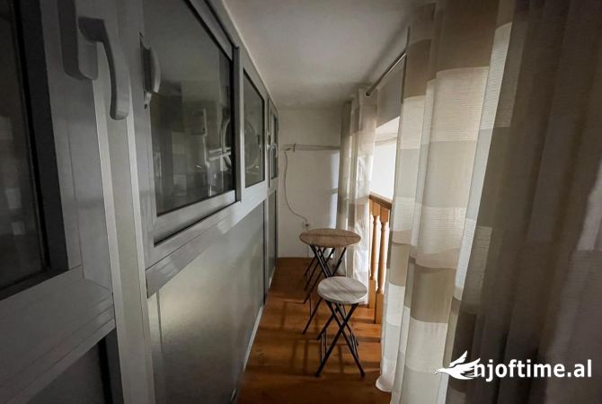 Shtepi me qera Apartament ne Tirane, 1+1, Mobilimi E mobiluar, Pagesa 400  Euro.