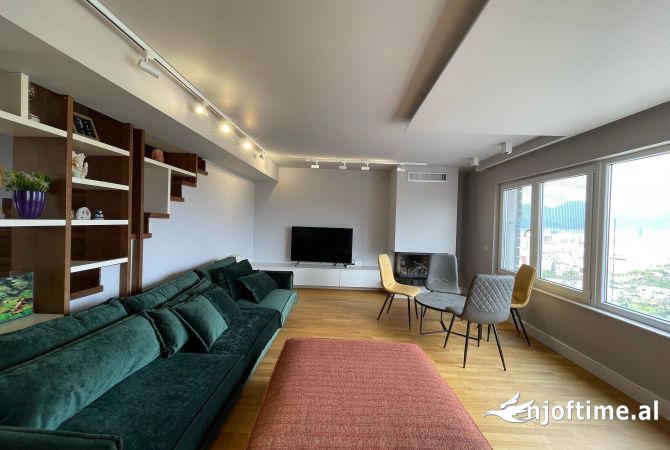 Shtepi me qera 2+1 ne Tirane - 1,300 Euro