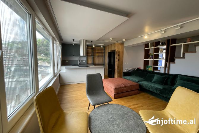 Shtepi me qera Apartament ne Tirane, 2+1, Mobilimi E mobiluar, Pagesa 1,300  Euro.