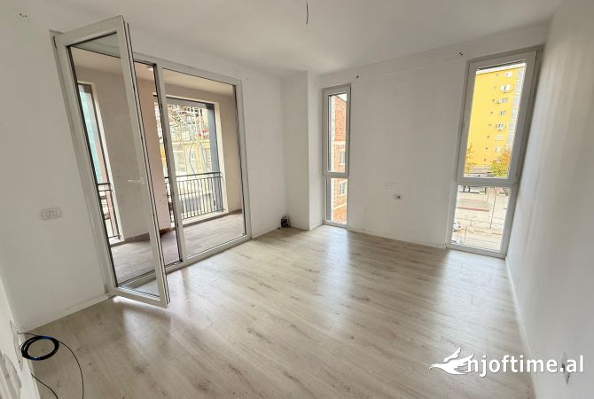 Shtepi me qera 2+1 ne Tirane - 550 Euro
