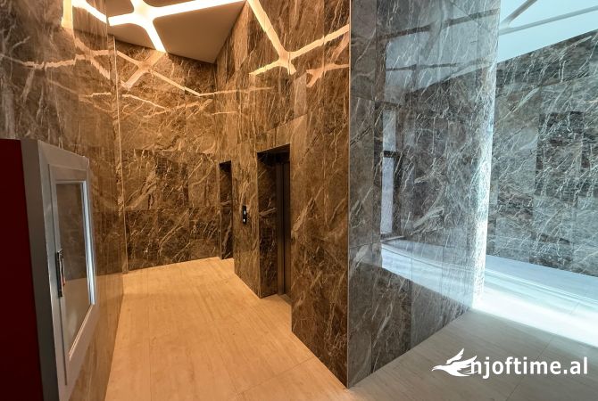 Shtepi me qera Apartament ne Tirane, 2+1, Mobilimi Bosh, pa mobiluar, Pagesa 550  Euro.