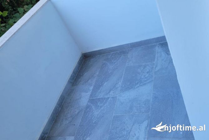 Shtepi me qera Apartament ne Tirane, 1+1, Mobilimi Bosh, pa mobiluar, Pagesa 350  Euro.