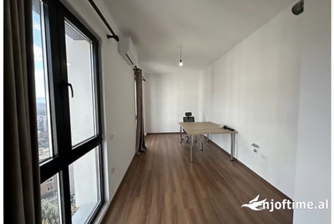 Ambient biznesi me qera 3+1 ne Tirane - 350 Euro