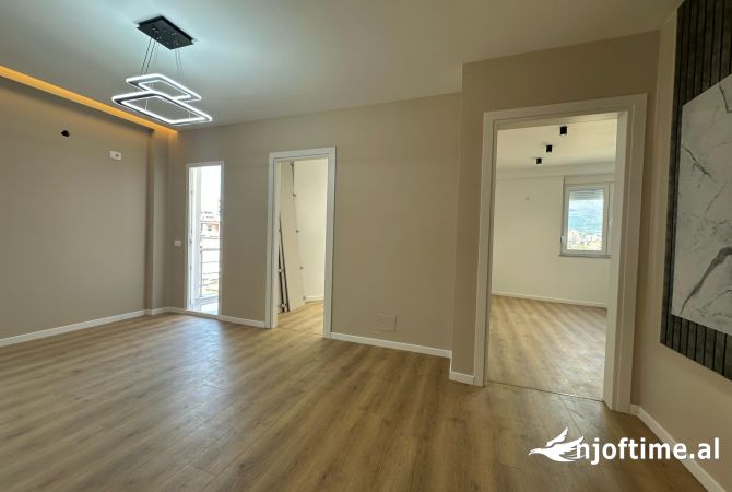 Shtepi ne shitje 2+1 ne Tirane - 195,000 Euro