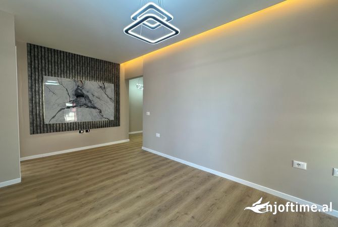 Shtepi ne shitje 2+1 ne Tirane - 195,000 Euro