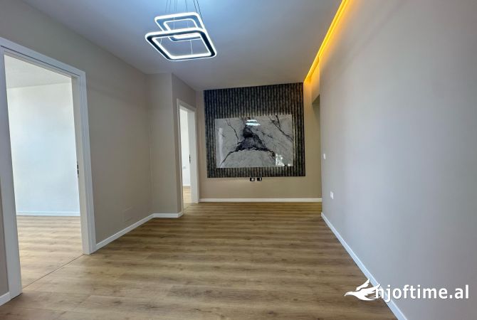 Shtepi ne shitje 2+1 ne Tirane - 195,000 Euro