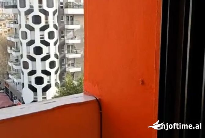Shtepi me qera 1+1 ne Tirane - 30,000 Leke