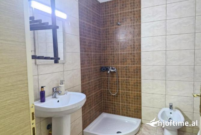 Apartment for rent in Tirana 1+1, Furnished