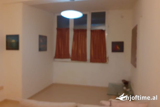 Shtepi ne shitje 1+1 ne Tirane - 68,000 Euro