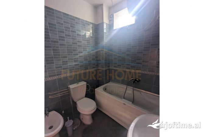 Shtepi me qera 2+1 ne Tirane - 600 Euro