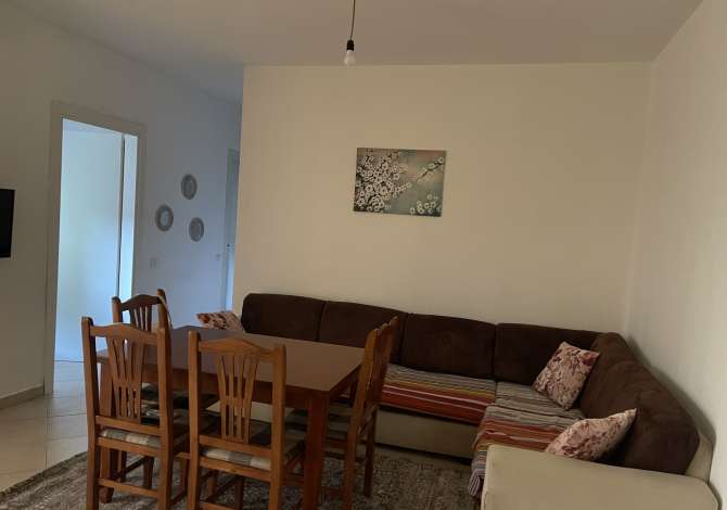 Shtepi me qera 2+1 ne Tirane - 45,000 Leke