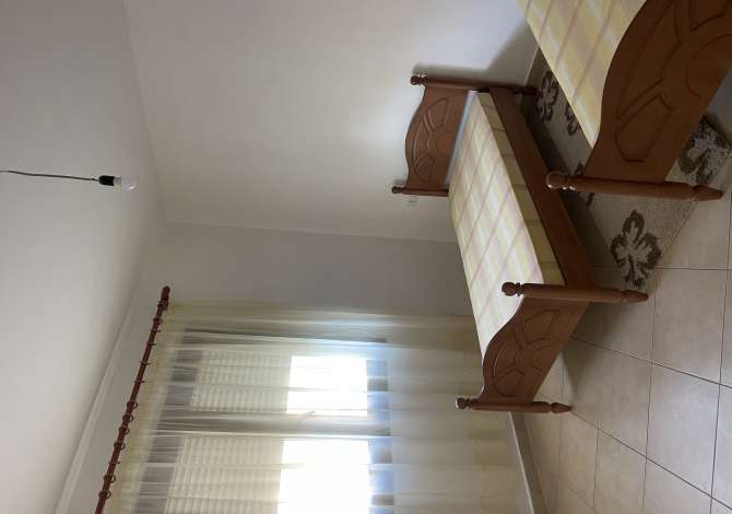 Shtepi me qera Apartament ne Tirane, 2+1, Mobilimi E mobiluar, Pagesa 45,000  Leke.