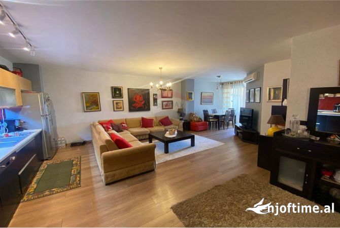 Shtepi ne shitje 2+1 ne Tirane - 250,000 Euro