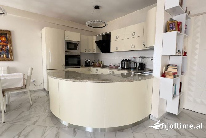 Shtepi ne shitje 2+1 ne Tirane - 265,000 Euro