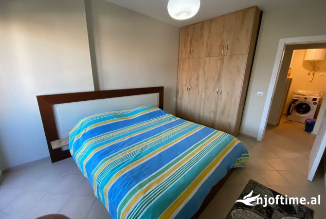 Shtepi me qera 1+1 ne Tirane - 450 Euro