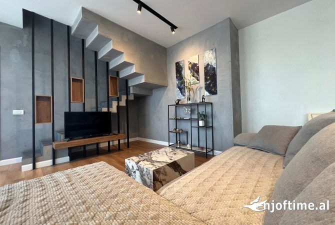 Shtepi me qera 2+1 ne Tirane - 1,800 Euro