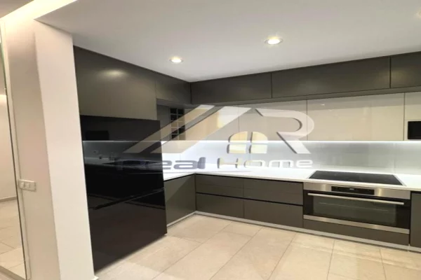 Shtepi me qera 2+1 ne Tirane - 750 Euro