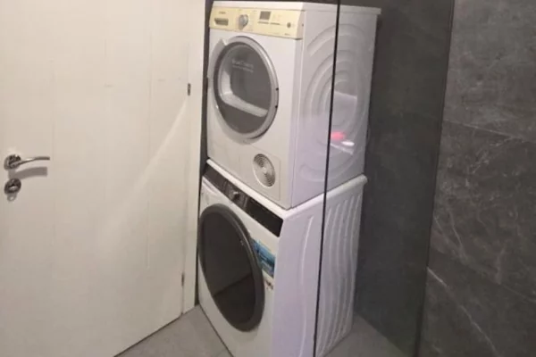 Shtepi me qera Apartament ne Tirane, 2+1, Mobilimi E mobiluar, Pagesa 600  Euro.