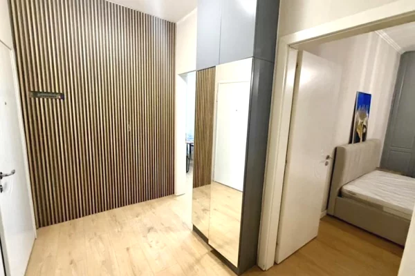 Shtepi me qera 2+1 ne Tirane - 750 Euro