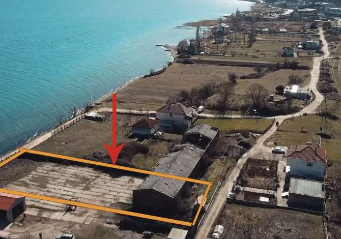 Truall ose Toke  ne Pogradec - 50,000 Euro