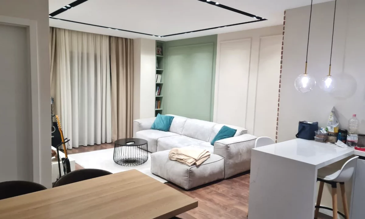 Shtepi me qera Apartament ne Tirane, 1+1, Mobilimi E mobiluar, Pagesa 450  Euro.