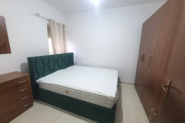 Shtepi me qera Apartament ne Tirane, 1+1, Mobilimi E mobiluar, Pagesa 450  Euro.